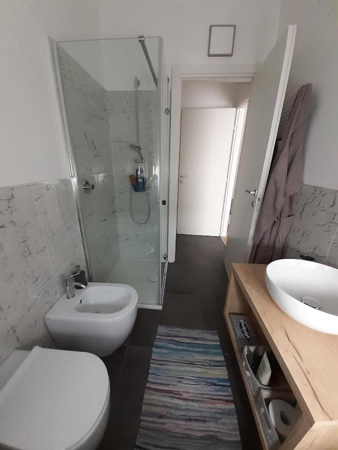 Vittadinisette Apartment Pavia Bagian luar foto